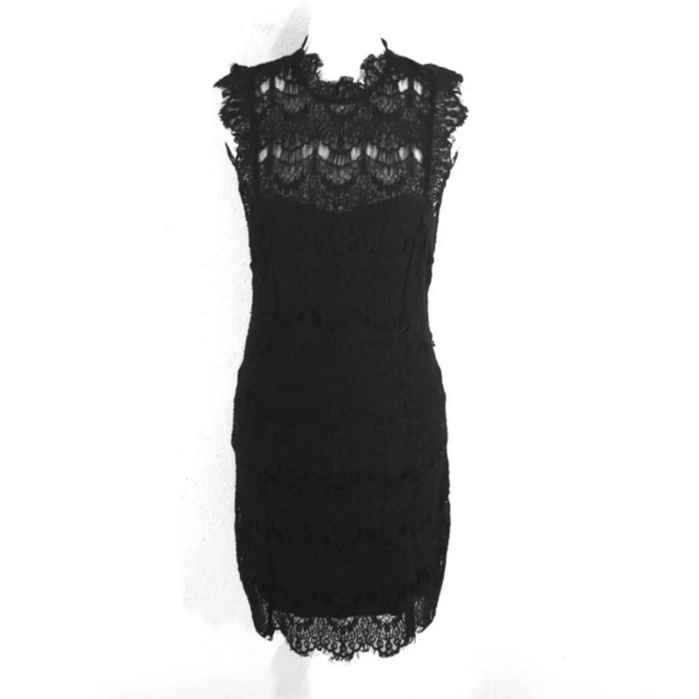Intimately Free People Day Dream Black lace dress T9